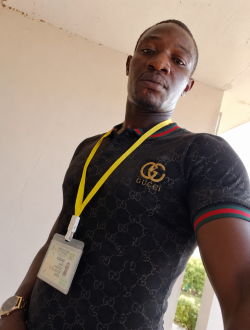 Profil de Toure, un homme célibataire de 34 ans à Bouaké