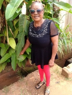 Profil de Pauline, une femme célibataire de 70 ans à Ababa