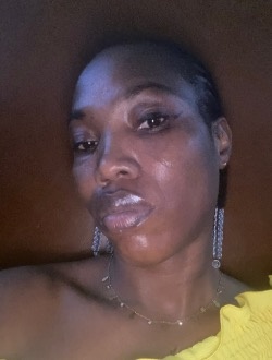 Profil de Richou, une femme célibataire de 34 ans à Lomé