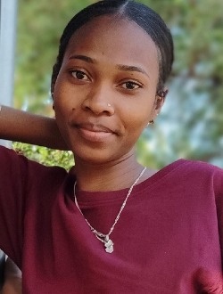 Profil de Marie, une femme célibataire de 22 ans à Ambavala-Ambilobe