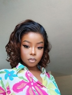 Profil de Love, une femme célibataire de 32 ans à Abidjan