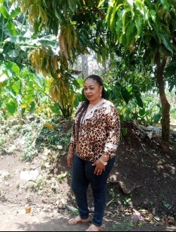 Profil de Yvonne, une femme célibataire de 45 ans à Abia