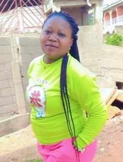 Profil de Marie Clotilde, une femme célibataire de 28 ans à Yaoundé