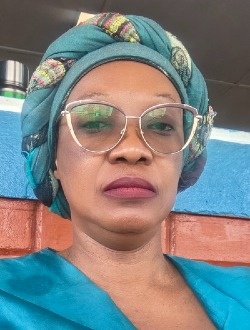 Profil de Maluna, une femme célibataire de 55 ans à Bossangoa