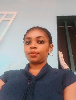 Profil de Samantha, une femme célibataire de 34 ans à Libreville