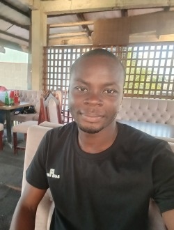 Profil de Romaric Kouassi, un homme célibataire de 29 ans à Abidjan