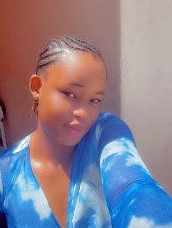 Profil de Fabiola Grace, une femme célibataire de 24 ans à Abidjan