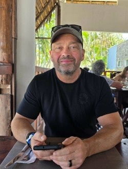 Profil de Eric, un homme célibataire de 55 ans à Saint-Anselme