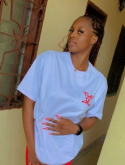 Profil de Francheska, une femme célibataire de 24 ans à Douala