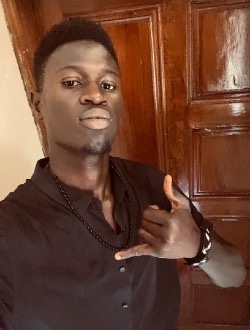 Profil de Éric, un homme célibataire de 30 ans à Dakar-Marine
