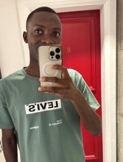 Profil de Junior, un homme célibataire de 34 ans à Anyama