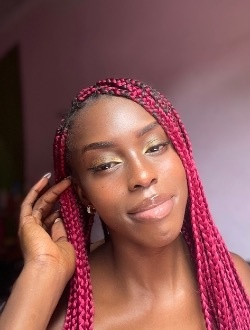 Profil de Michèle, une femme célibataire de 24 ans à Yaoundé