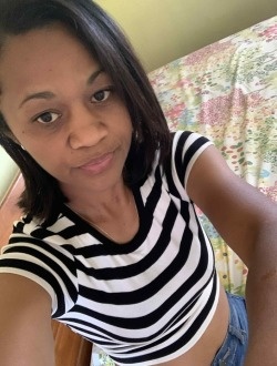 Profil de Rova, une femme célibataire de 38 ans à Soarano-Tanandava