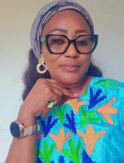 Profil de Hortence Blandine, une femme célibataire de 49 ans à Libreville