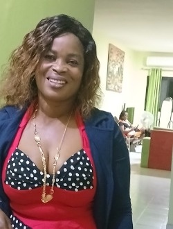 Profil de Bleu Oulai, une femme célibataire de 48 ans à Mbour