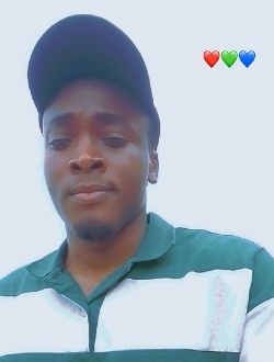 Profil de Junior, un homme célibataire de 24 ans à Yaoundé