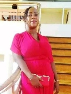 Profil de Safina, une femme célibataire de 40 ans à Ambilobe