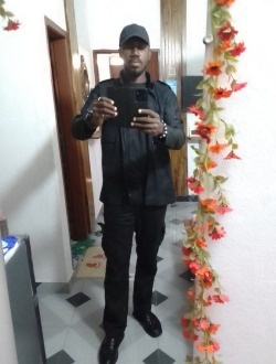 Profil de M'Bouaffo Jean Paul, un homme célibataire de 44 ans à Abiadougou