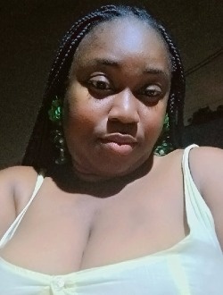 Profil de Ydenn, une femme célibataire de 32 ans à Libreville