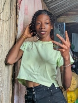 Profil de Siriny, une femme célibataire de 20 ans à Antsiranana