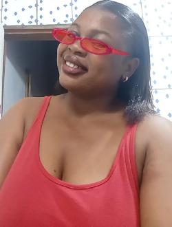 Profil de Laure, une femme célibataire de 30 ans à Yaoundé