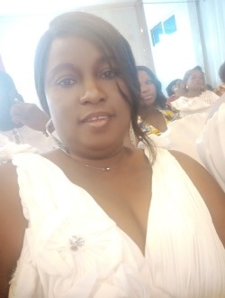 Profil de Mdess, une femme célibataire de 43 ans à Godomè