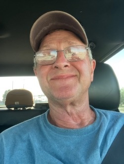 Profil de Ted, un homme célibataire de 68 ans à Chicago Heights