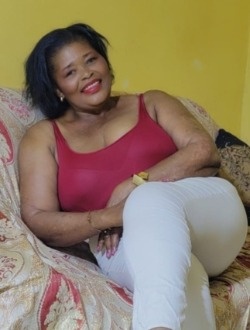 Profil de Juli, une femme célibataire de 66 ans à Ababa