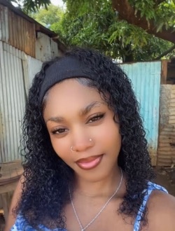 Profil de Ornela, une femme célibataire de 21 ans à 67 Ha