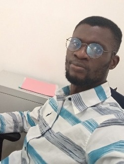 Profil de Elvis, un homme célibataire de 26 ans à Abobo Té