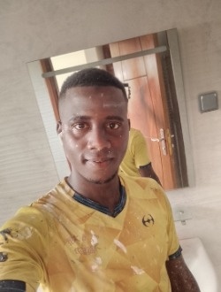 Profil de Souleymane, un homme célibataire de 28 ans à Bouaké