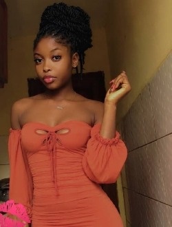Profil de Thelore, une femme célibataire de 19 ans à Yaoundé