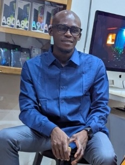 Profil de Emile, un homme célibataire de 26 ans à Yaoundé