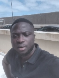 Profil de Babacar, un homme célibataire de 33 ans à Dakar