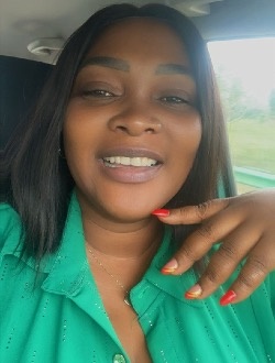 Profil de Nadou, une femme célibataire de 42 ans à Douala
