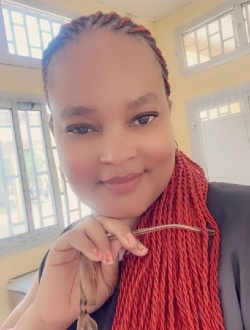Profil de Noel-Jimmy, une femme célibataire de 41 ans à Yaoundé
