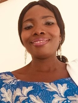 Profil de Sylvie, une femme célibataire de 40 ans à Abomey-Calavi