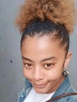 Profil de Ro Wenah, une femme célibataire de 21 ans à Toamasina