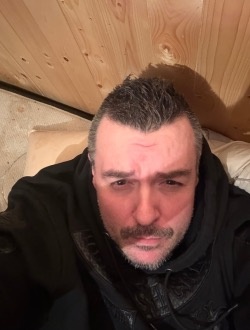 Profil de Eric, un homme célibataire de 44 ans à Chertsey