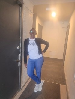 Profil de Philomene, une femme célibataire de 54 ans à Abidjan