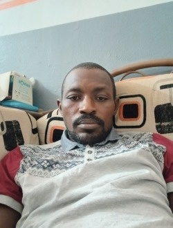 Profil de Traore, un homme célibataire de 40 ans à Abidjan