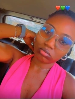 Profil de Raïssa, une femme célibataire de 29 ans à Abomey-Calavi
