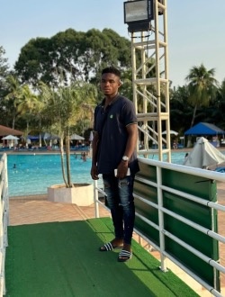 Profil de Christ Rodolphe, un homme célibataire de 30 ans à Abidjan