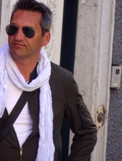 Profil de Armani, un homme célibataire de 59 ans à Bromont