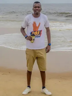 Profil de Junior, un homme célibataire de 36 ans à Kinsa