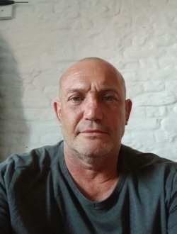 Profil de Giu, un homme célibataire de 50 ans à La Louvière