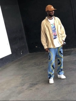 Profil de Fernando, un homme célibataire de 24 ans à Yaoundé