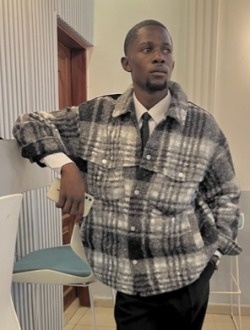 Profil de Donald, un homme célibataire de 23 ans à Yaoundé