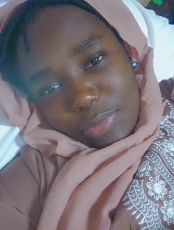 Profil de Aminatou, une femme célibataire de 37 ans à Douala