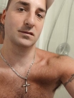 Profil de Patrick, un homme célibataire de 40 ans à Cap-Chat